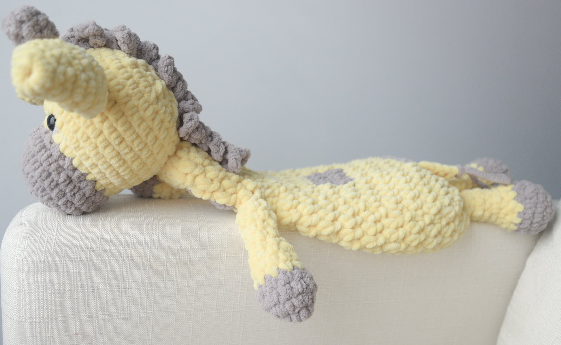 giraffe snuggler